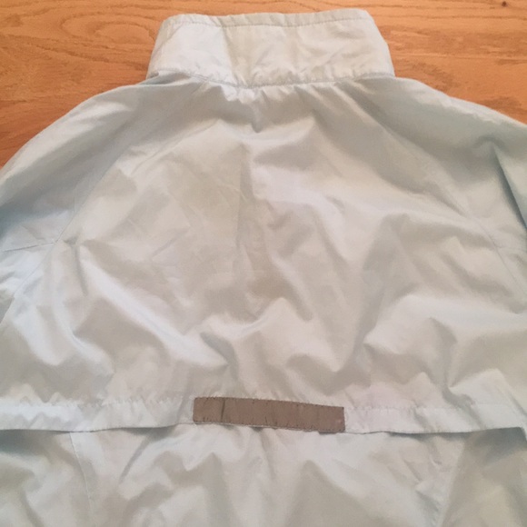 Vintage Nike half zip pullover wind shell. M light blue. Zip kangaroo pocket. - Picture 7 of 7